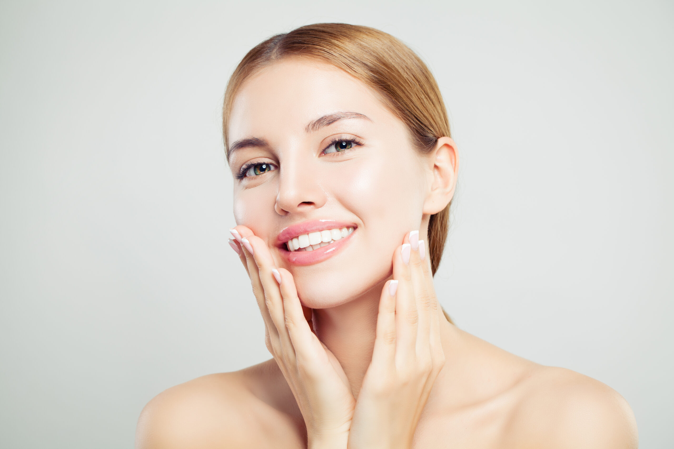 Smile Shaping in Kelly Smile Design in Chicago